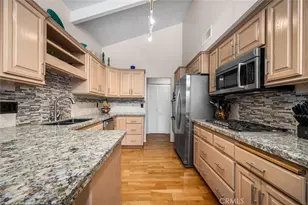 9 Badger Pass, Irvine, CA 92604 - Photo 8