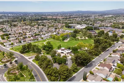 9 Badger Pass, Irvine, CA 92604 - Photo 32