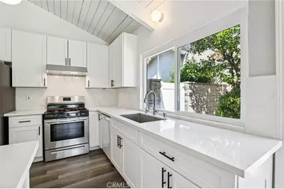 5 Poinsettia, Irvine, CA 92604 - Photo 10