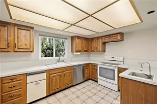 255 W Marquita, San Clemente, CA 92672 - Photo 14