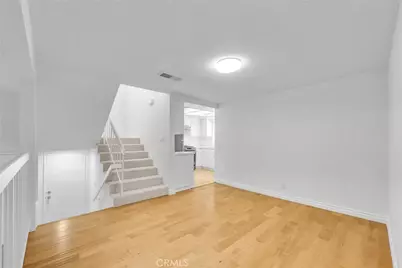 2000 W Palmyra #30, Orange, CA 92868 - Photo 8