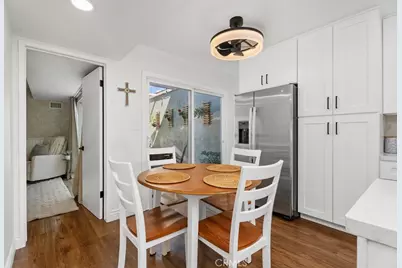 159 Morristown, Costa Mesa, CA 92626 - Photo 14