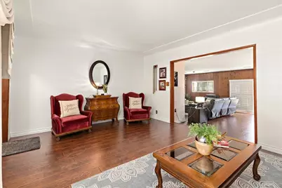 420 W Tichenor Street, Compton, CA 90220 - Photo 6