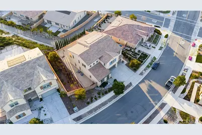 2413 Sierra Bella Drive, Corona, CA 92882 - Photo 54