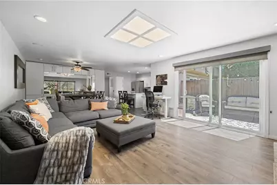 18126 Sand Dunes Court, Fountain Valley, CA 92708 - Photo 2