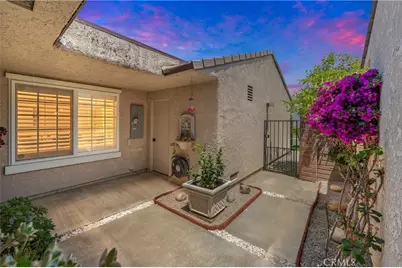17294 Citron, Irvine, CA 92612 - Photo 8