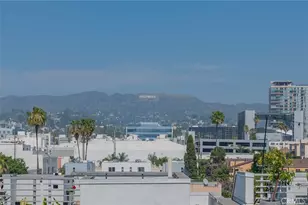 6016 W Beachwood Ln, Los Angeles, CA 90038 - Photo 26