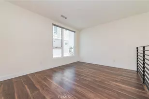 6016 W Beachwood Ln, Los Angeles, CA 90038 - Photo 16