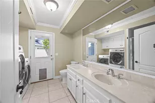 328 S Violet Ln, Orange, CA 92869 - Photo 16