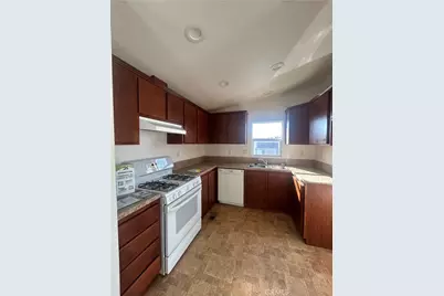 24725 Pennslyvania Avenue #C22, Lomita, CA 90717 - Photo 4