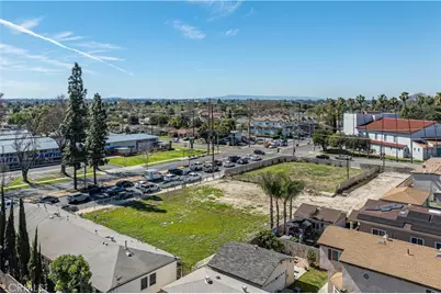 12209 Rosecrans Avenue, Norwalk, CA 90650 - Photo 2