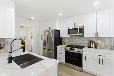 136 Encantado, Rancho Santa Margarita, CA 92688 - Photo 14