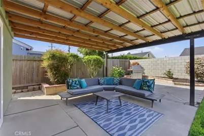 17441 Jefferson Lane, Huntington Beach, CA 92647 - Photo 8