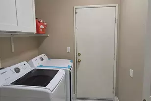 13761 River Downs, Eastvale, CA 92880 - Photo 16