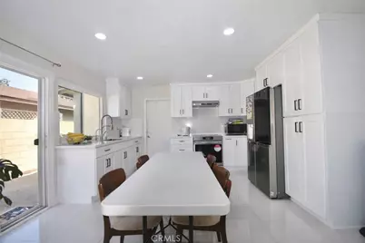 1912 E Clifpark, Anaheim, CA 92805 - Photo 8