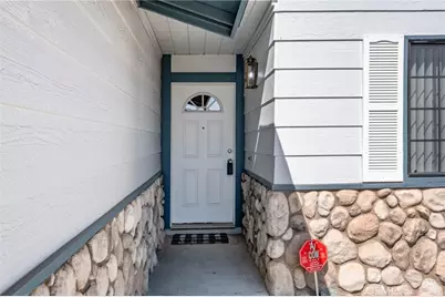 13904 Hidden Valley Road, Victorville, CA 92395 - Photo 28