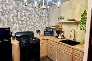 33064 Arrowbear, Running Springs, CA 92382 - Photo 8