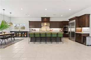 27526 Elderberry Dr, Valencia, CA 91381 - Photo 10