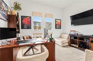 27526 Elderberry Dr, Valencia, CA 91381 - Photo 24