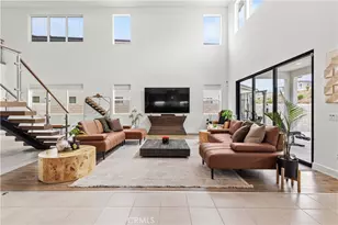 27526 Elderberry Dr, Valencia, CA 91381 - Photo 8