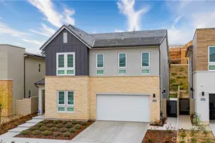 27526 Elderberry Dr, Valencia, CA 91381 - Photo 2