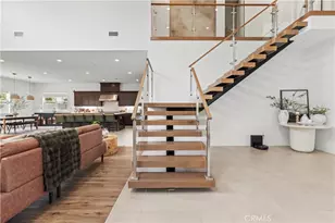 27526 Elderberry Dr, Valencia, CA 91381 - Photo 4