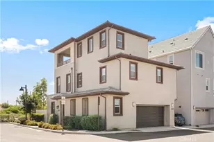 203 Lynx, Irvine, CA 92618 - Photo 4