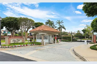 19316 Sawgrass, Huntington Beach, CA 92648 - Photo 6