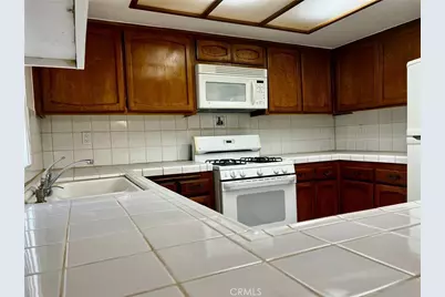 19451 Sherman Way #501, Reseda, CA 91335 - Photo 34