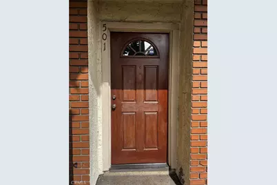 19451 Sherman Way #501, Reseda, CA 91335 - Photo 2