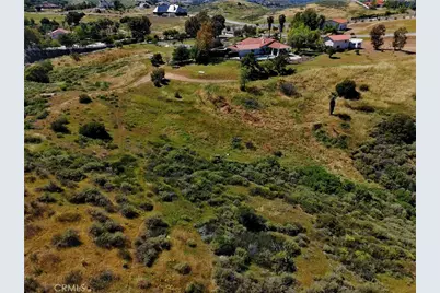 28 Golden Arrow Court, Murrieta, CA 92562 - Photo 6