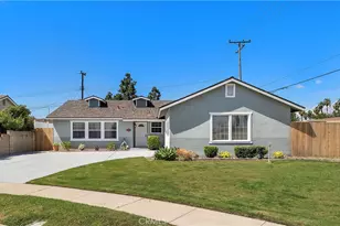 15001 Sussex Cir, Huntington Beach, CA 92647 - Photo 2