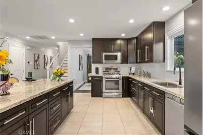 13351 Cromwell, Tustin, CA 92780 - Photo 8