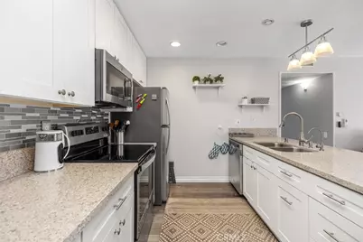 21981 Rimhurst Dr # P-160 #P-160, Lake Forest, CA 92630 - Photo 16