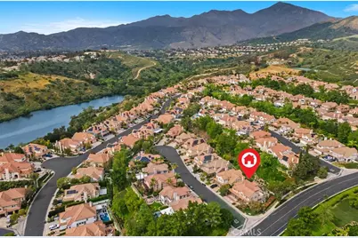 16 Mariposa, Rancho Santa Margarita, CA 92679 - Photo 6