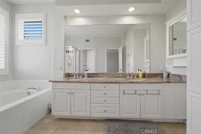 21 Wedgewood, Irvine, CA 92620 - Photo 54