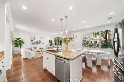 204 Kempton, Irvine, CA 92620 - Photo 12