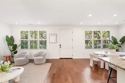 204 Kempton, Irvine, CA 92620 - Photo 2