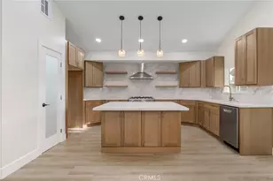 700 W 10th St, Azusa, CA 91702 - Photo 8
