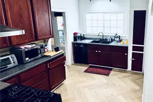 3034 Edgehill Dr, Los Angeles, CA 90018 - Photo 4