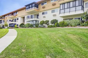 2355 Via Mariposa, Laguna Woods, CA 92637 - Photo 28