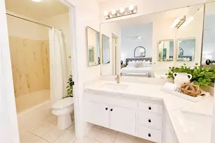 42 Almond Tree Ln, Irvine, CA 92612 - Photo 28