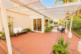 42 Almond Tree Ln, Irvine, CA 92612 - Photo 40