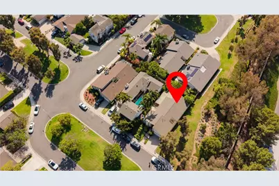 42 Almond Tree Ln, Irvine, CA 92612 - Photo 4