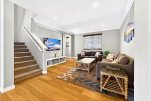 16901 Airport Cir, Huntington Beach, CA 92649 - Photo 12