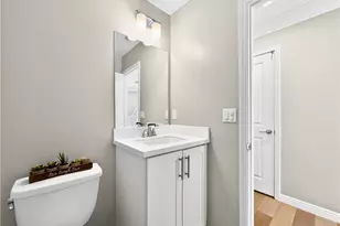 16901 Airport Cir, Huntington Beach, CA 92649 - Photo 6