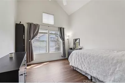 1 Longbourn Aisle, Irvine, CA 92603 - Photo 20