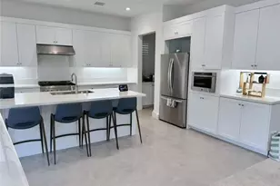 116 Eversedge, Irvine, CA 92618 - Photo 4