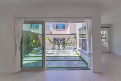116 Eversedge, Irvine, CA 92618 - Photo 8