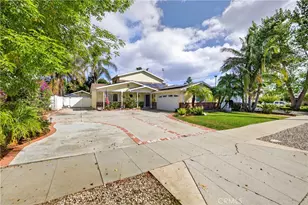 22441 Hartland, West Hills, CA 91307 - Photo 2